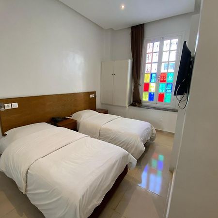 Hotel Lutece Rabat Esterno foto