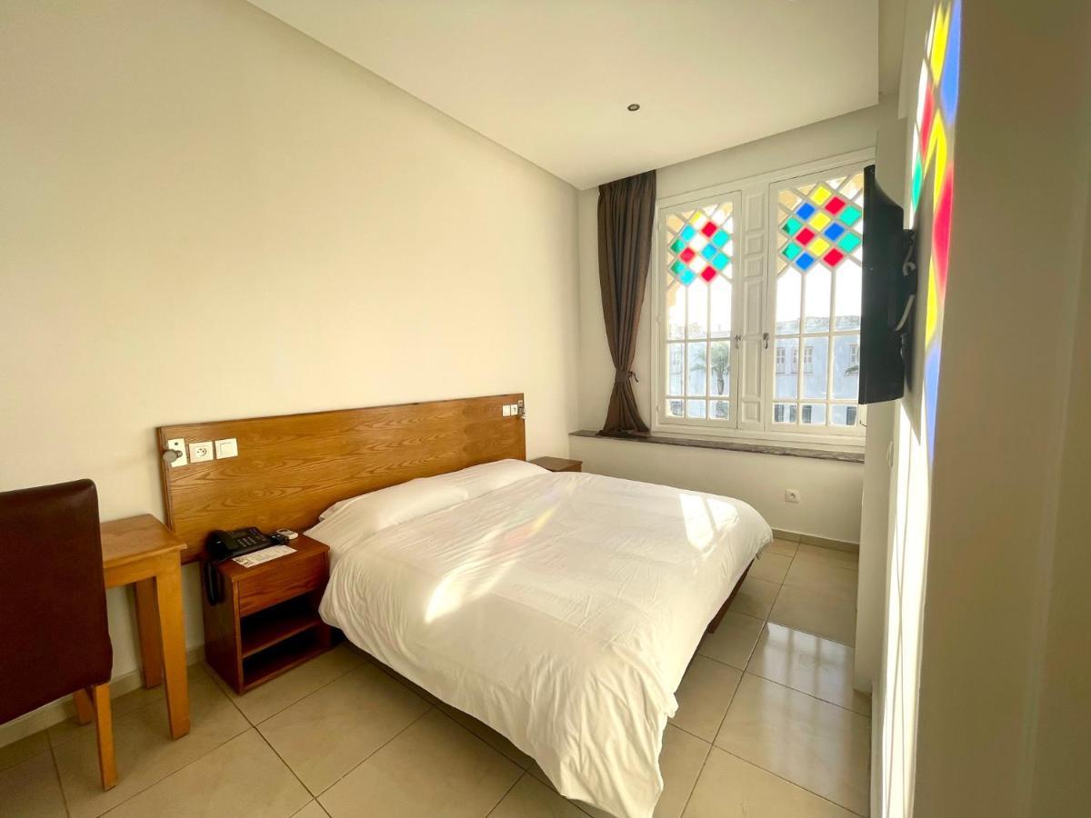 Hotel Lutece Rabat Esterno foto